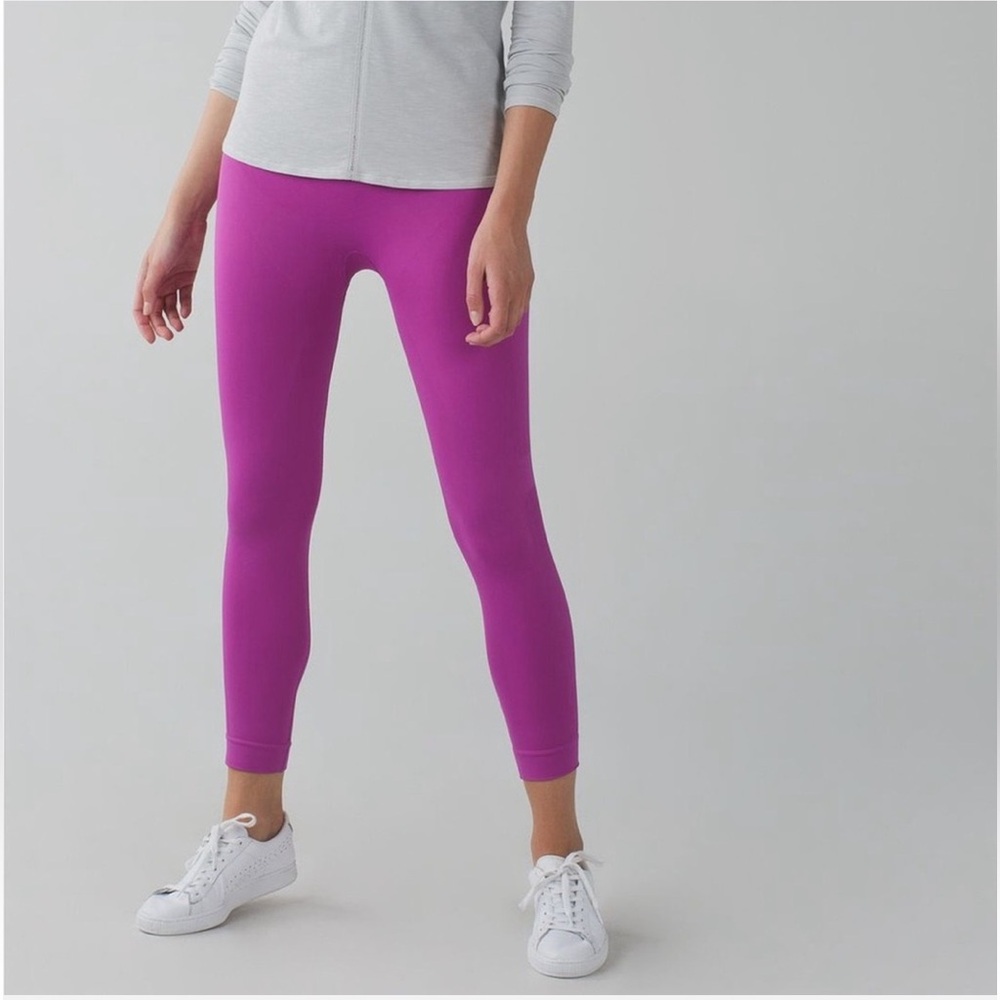 💖 Lululemon ZONE IN TIGHTS/LEGGINGS 25” Length Color: ULTRA VIOLET Size: 6 LNWOT